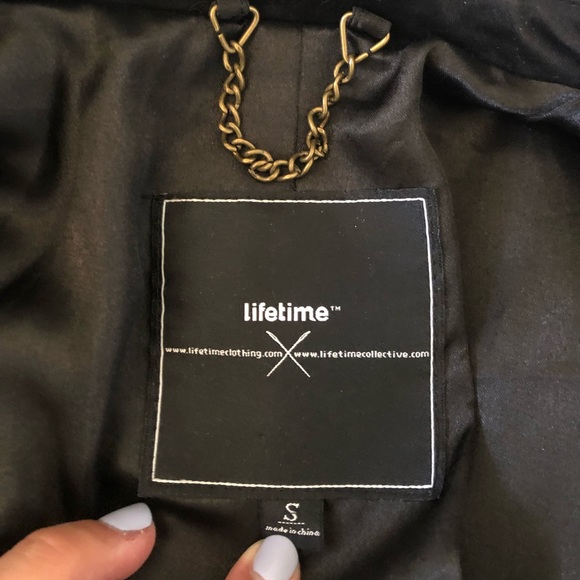 Black Blazer - Picture 2 of 3